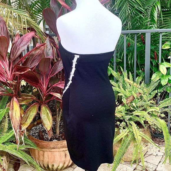 Express Strapless Cut Out Dress - Picture 4 of 7
